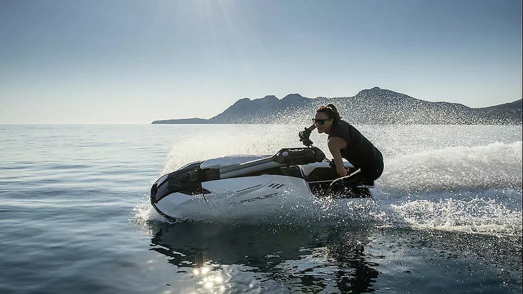 Lassdive - Moto de agua Yamaha SuperJet